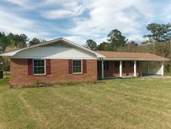 Foreclosure Listing in Beverly Hills Dr POPLARVILLE, MS 39470