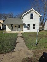  S Market St, Holden MO