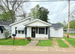  Fox St, Grenada MS