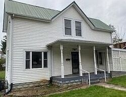  W Cherry St, Marion VA