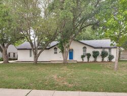  Skyline Dr, Rowlett TX