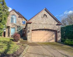 Foreclosure in  SE Bybee Ct Portland, OR 97236