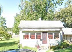 Foreclosure in  Pearl St Eldorado, IL 62930