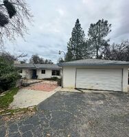  Country Club Dr E, Oakhurst CA