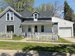 Foreclosure in  W CHERRY ST Cherokee, IA 51012