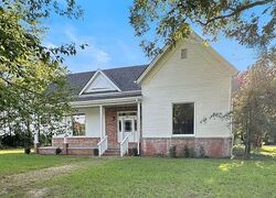  Baker St, Naples TX