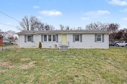  Sam Houston Dr, Lebanon TN