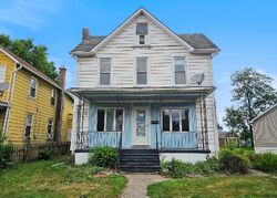  W Walnut St, Mount Union PA