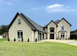  Casas Del Sur St, Granbury TX