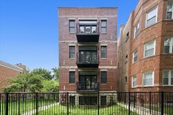 Foreclosure in  N FRANCISCO AVE UNIT 1E Chicago, IL 60645