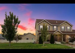 Pre-foreclosure Listing in W 800 N SANTAQUIN, UT 84655