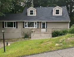 Pre-foreclosure Listing in BELLOT RD RINGWOOD, NJ 07456