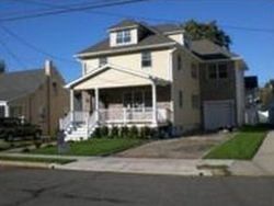 Pre-foreclosure in  HAMILTON AVE Fords, NJ 08863