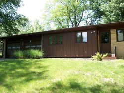 Pre-foreclosure in  ROBERT RD Lincoln, NE 68510