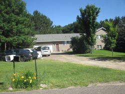 Pine Oak Ln, Isanti MN