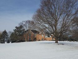 Pre-foreclosure in  WATERGATE DR Barrington, IL 60010