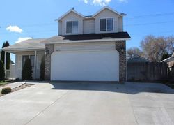 Pre-foreclosure Listing in W OAKMONT AVE NAMPA, ID 83686