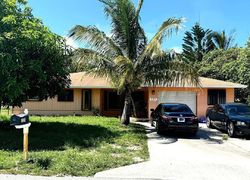 Pre-foreclosure in  SW 4TH AVE Boynton Beach, FL 33435