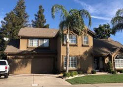 Pre-foreclosure in  COUNTRY MANOR DR Riverbank, CA 95367