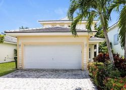 Pre-foreclosure Listing in NE 4TH ST HOMESTEAD, FL 33033