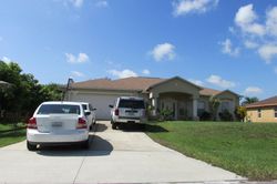 Pre-foreclosure in  SW 11TH TER Cape Coral, FL 33991