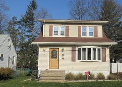 Pre-foreclosure in  SOMERS AVE Bergenfield, NJ 07621