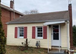 Pre-foreclosure Listing in S MAIN ST SEVEN VALLEYS, PA 17360