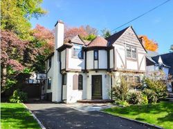 Pre-foreclosure Listing in PARKVIEW DR BRONXVILLE, NY 10708