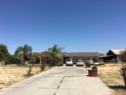Pre-foreclosure in  YOSEMITE BLVD Waterford, CA 95386