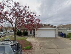 Pre-foreclosure in  SPRING LN Modesto, CA 95356