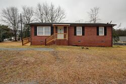 Pre-foreclosure in  SHARPE ST Woodruff, SC 29388