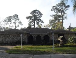 Pre-foreclosure in  RIDGEWOOD ST Altamonte Springs, FL 32701
