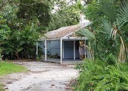 Pre-foreclosure in  NOVUS ST Sarasota, FL 34237