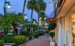 Pre-foreclosure Listing in N POLK DR SARASOTA, FL 34236