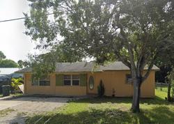 Pre-foreclosure in  S 10TH ST Fort Pierce, FL 34982