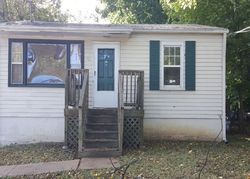 Pre-foreclosure Listing in BASCOM DR SAINT LOUIS, MO 63135