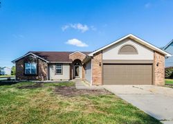 Pre-foreclosure Listing in S WALNUT ST O FALLON, IL 62269