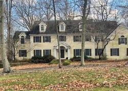 Pre-foreclosure in  HARBOURTON RIDGE DR Pennington, NJ 08534