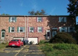 Pre-foreclosure in  VALLEY LN Souderton, PA 18964