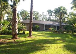 Pre-foreclosure in  SW LUDLUM ST Palm City, FL 34990