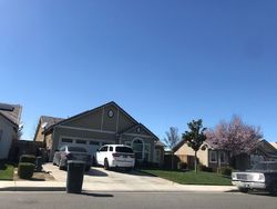 Pre-foreclosure Listing in DURAM WHEAT DR BAKERSFIELD, CA 93313