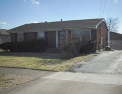 Pre-foreclosure in  GIRARD DR Louisville, KY 40213