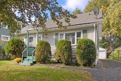 Pre-foreclosure in  HAMMOND AVE Aurora, IL 60506