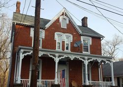 Pre-foreclosure Listing in E GRAND ST HAMPTON, NJ 08827