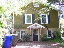 Pre-foreclosure in  HILLCREST CIR Greenville, SC 29609