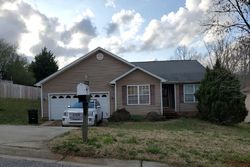 Pre-foreclosure Listing in GENTIAN CT TAYLORS, SC 29687
