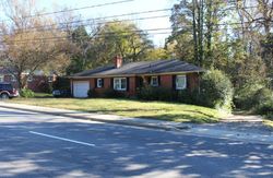 Pre-foreclosure Listing in SILAS CREEK PKWY WINSTON SALEM, NC 27103