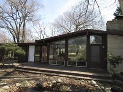 Pre-foreclosure in  PARK BLVD Glen Ellyn, IL 60137