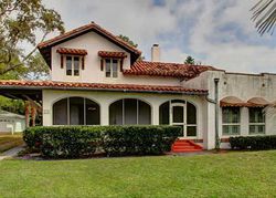 Pre-foreclosure in  EDGEWATER DR Dunedin, FL 34698