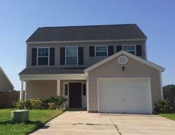 Pre-foreclosure in  COOSAWATCHIE ST Summerville, SC 29485